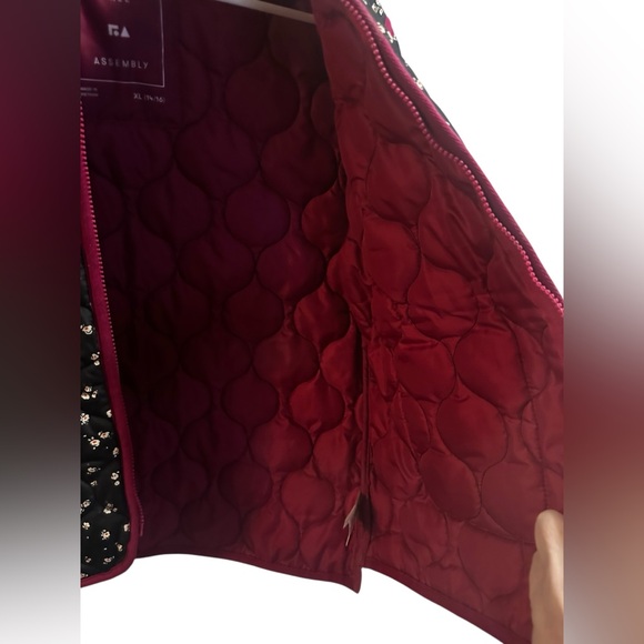 Free Assembly Floral Girls Quilted Puffer Jacket size XL - Picture 6 of 7